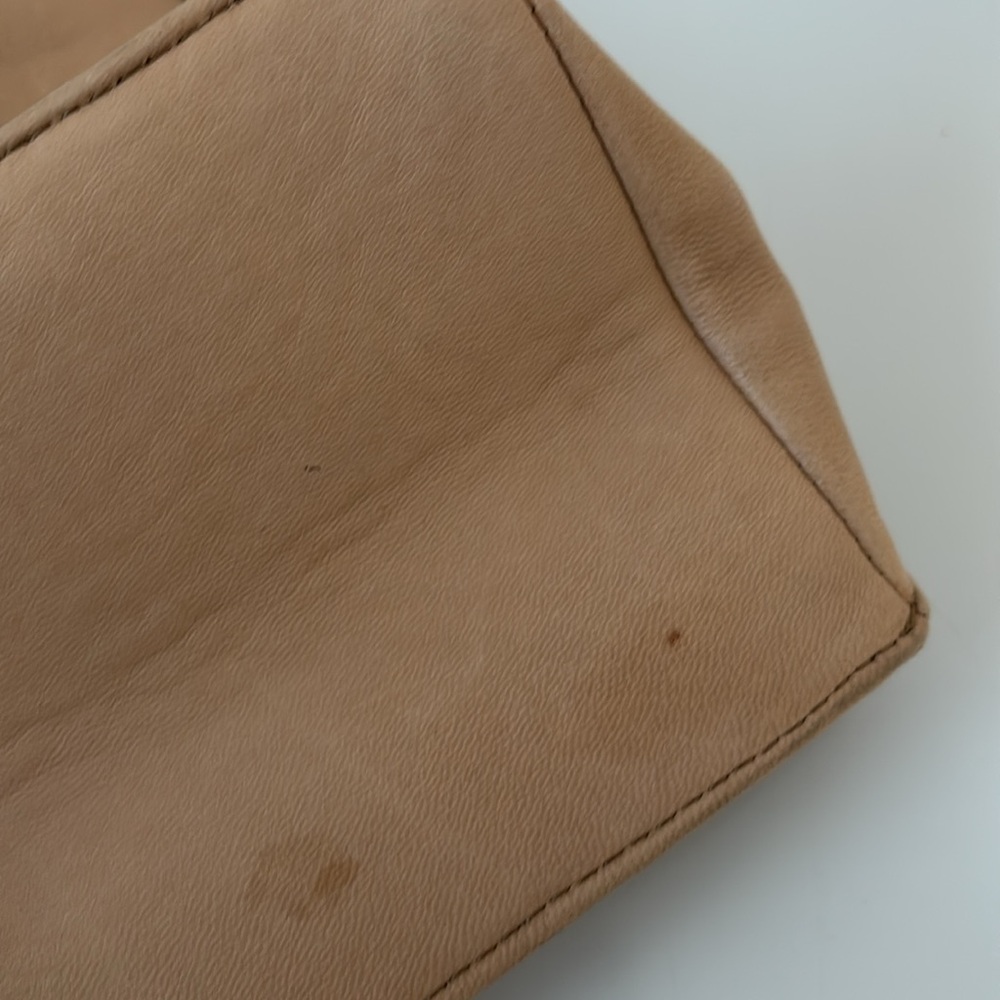 HOBO Beige Woven Tote Bag - Picture 5 of 10